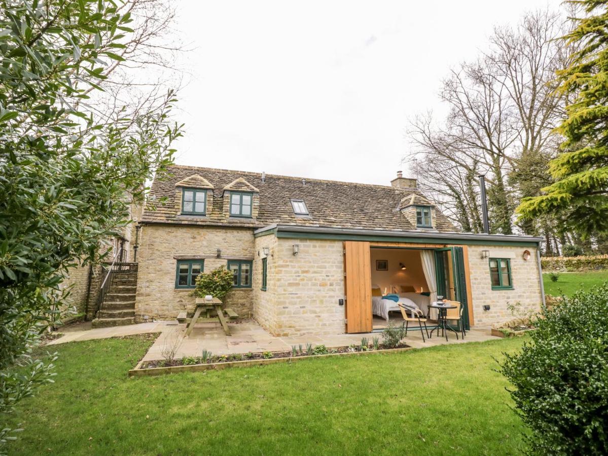 Five Mile House Barn Villa Cirencester Exteriör bild